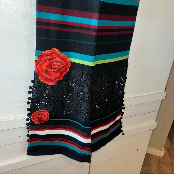 NWT Rodeo Quincy ELLA-ROSE Hobo Gypsy NWT Fiesta Crochet Flare Pants Size: Small - Picture 7 of 10